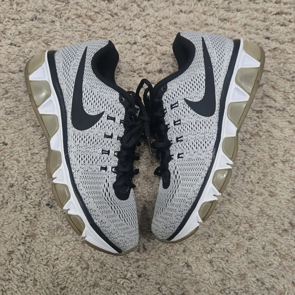 Nike Air Max Tailwind 8 'Oreo' Size 6.5